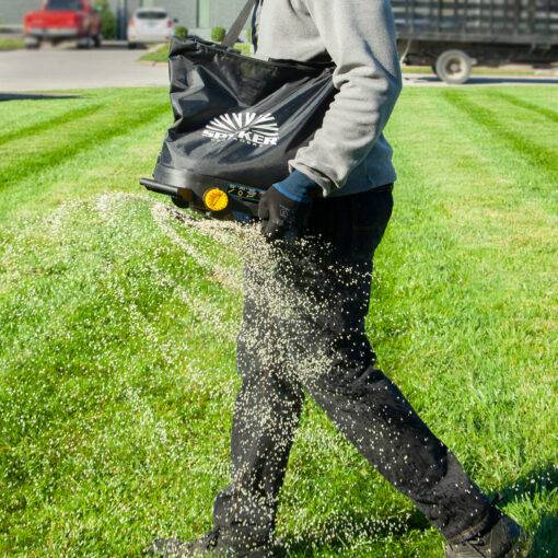 Spyker-12kg-Bag-Spreader-using