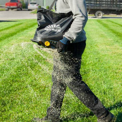 Spyker-12kg-Bag-Spreader-using